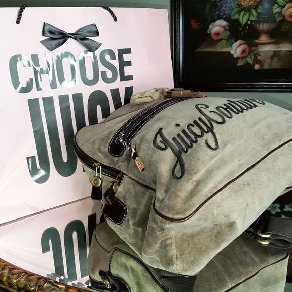 ?GENUINE JUICY COUTURE BACKPACK